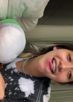 Morrita Nalgona Muy Juguetona 5