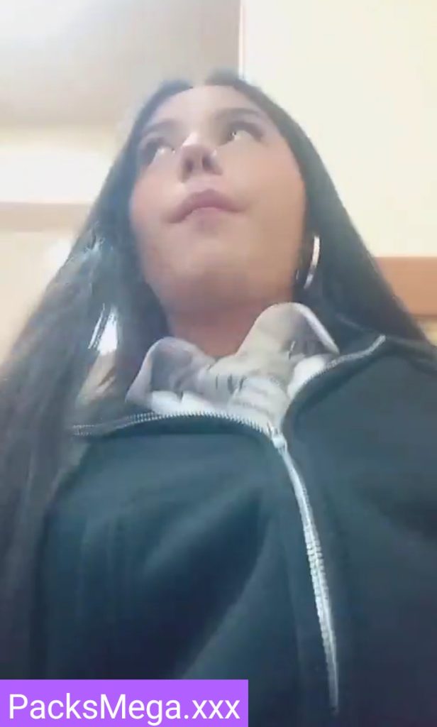 Se toca la pushita estando en la escuela 1