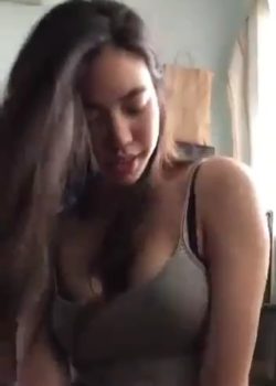 Con esa carita se sabe varias poses 4