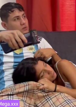 Argenta Calentona Se Masturba En Muchas Poses 8