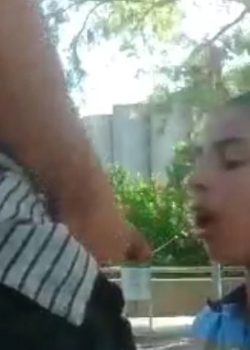 Estudiante Traviesa Mamando Verga En La Plaza 7