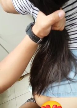 Cogidita En Los Baños De La Uni 6