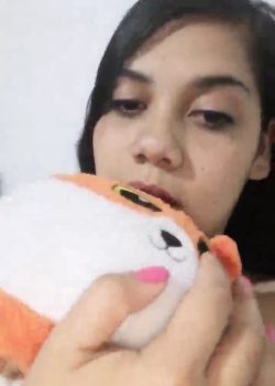 Tetona Estudiante Bien Calentona + Vídeo 9