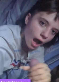 Minita Argentina Peteando+ Vídeo Tragando Leche 3