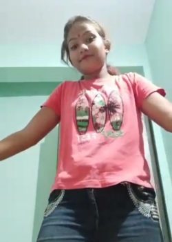 Chava De Tetas Pequeñas Desnuda Para Su Vato 2