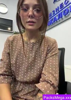 Su primera chamba y anda puteando 13